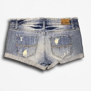 Size 3 Soundgirl Low Rise Micro Shorts w/ Frayed Waistband